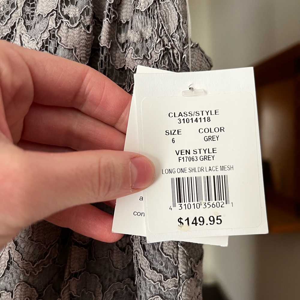 New David’s Bridal Dress